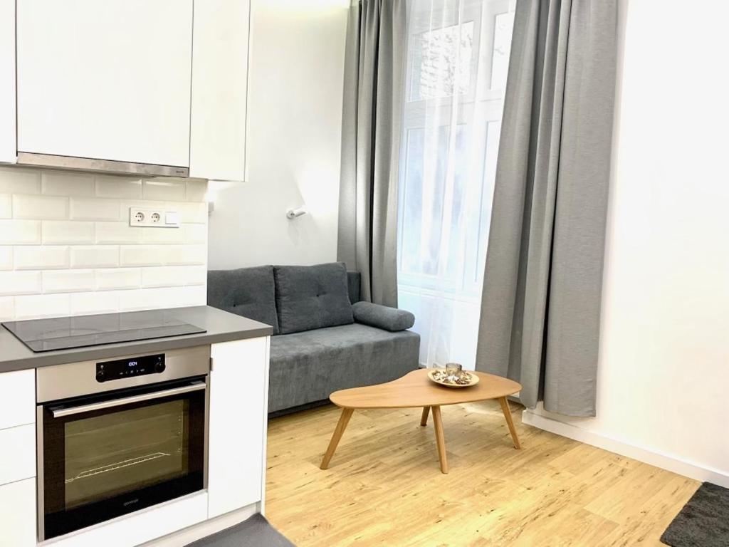 Colton Budapest Paulay Apartments Екстериор снимка
