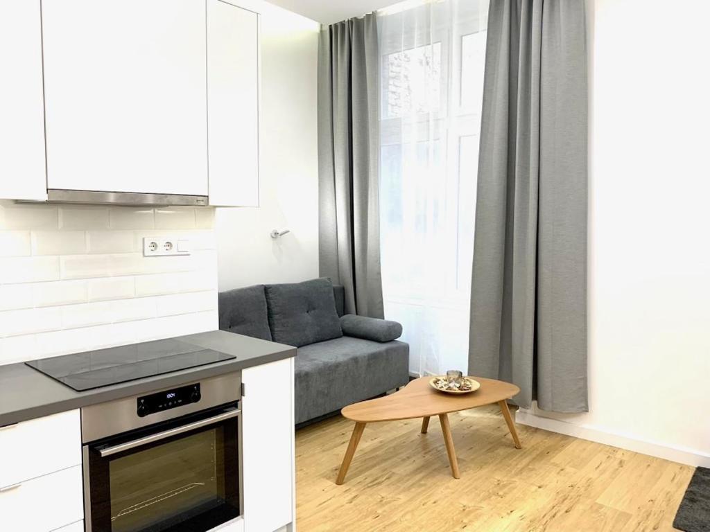 Colton Budapest Paulay Apartments Екстериор снимка