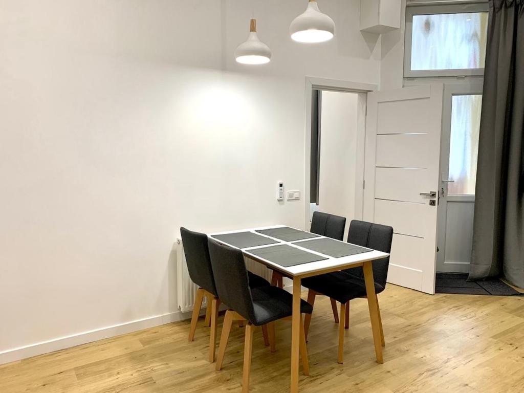 Colton Budapest Paulay Apartments Екстериор снимка