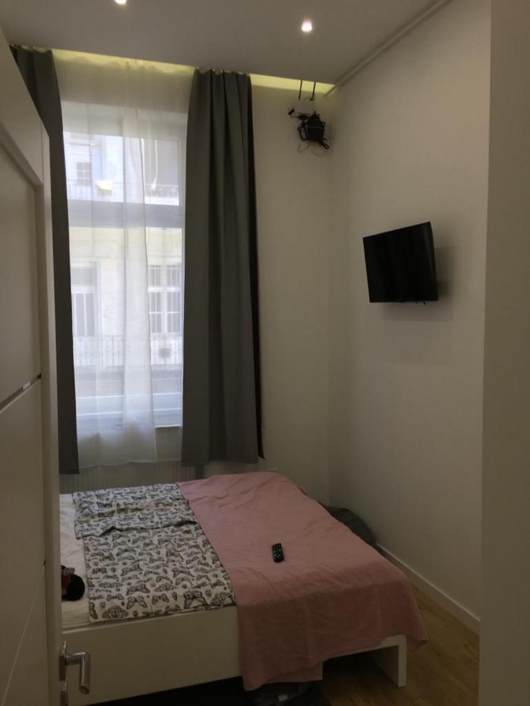 Colton Budapest Paulay Apartments Екстериор снимка