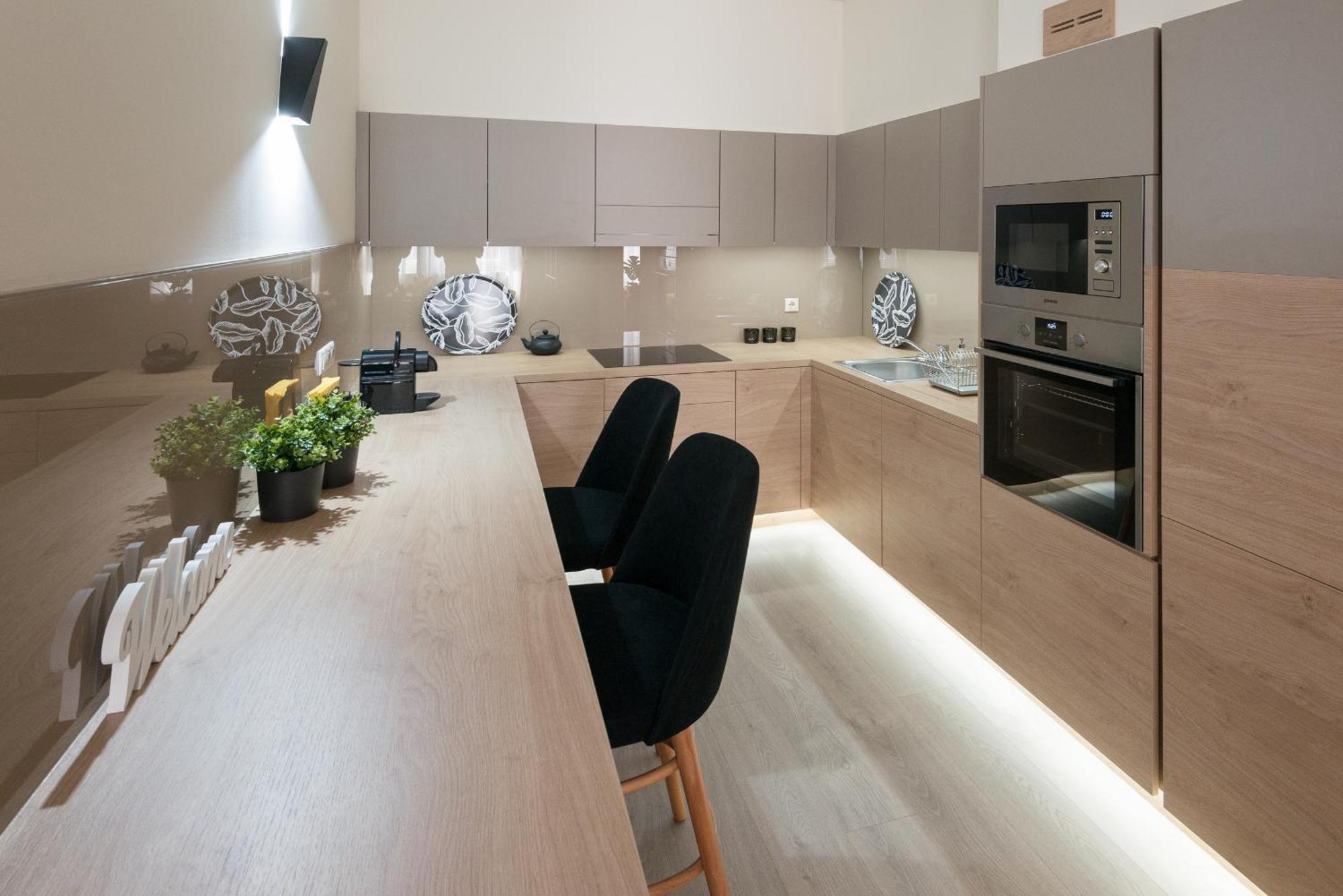 Colton Budapest Paulay Apartments Екстериор снимка